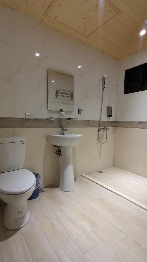 羅東夜市舒果shugo B&B 近清溝夜市 國旅卡特約店 配合手作早餐店及租車行 Лодун Экстерьер фото